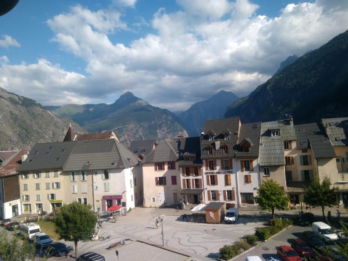 Studio Center Bourg D'Oisans Le Bourg-dʼOisans Екстериор снимка